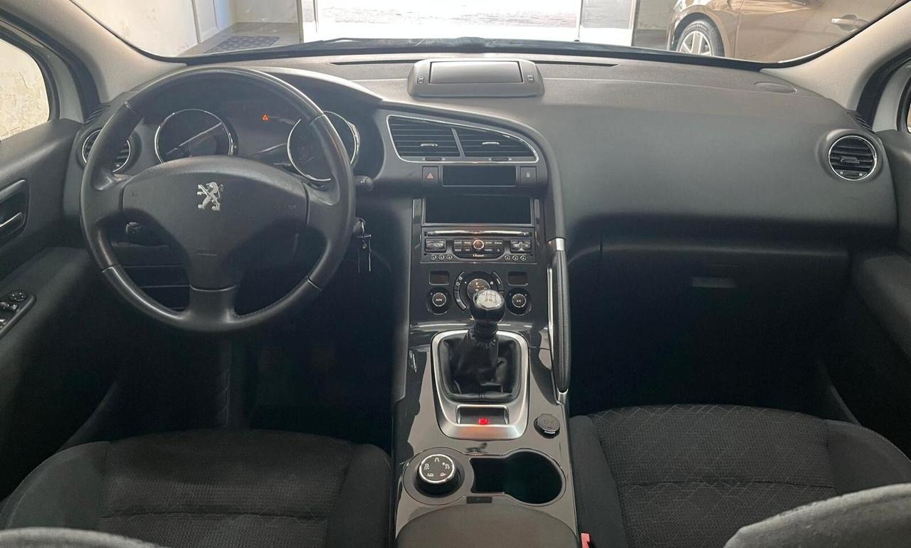 Peugeot 3008 1.6 HDi 115CV Active