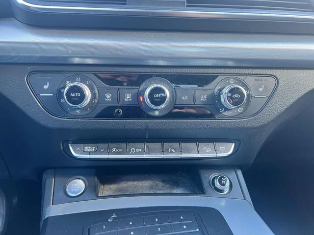 AUDI Q5 2.0 TDI quattro S tronic S line plus