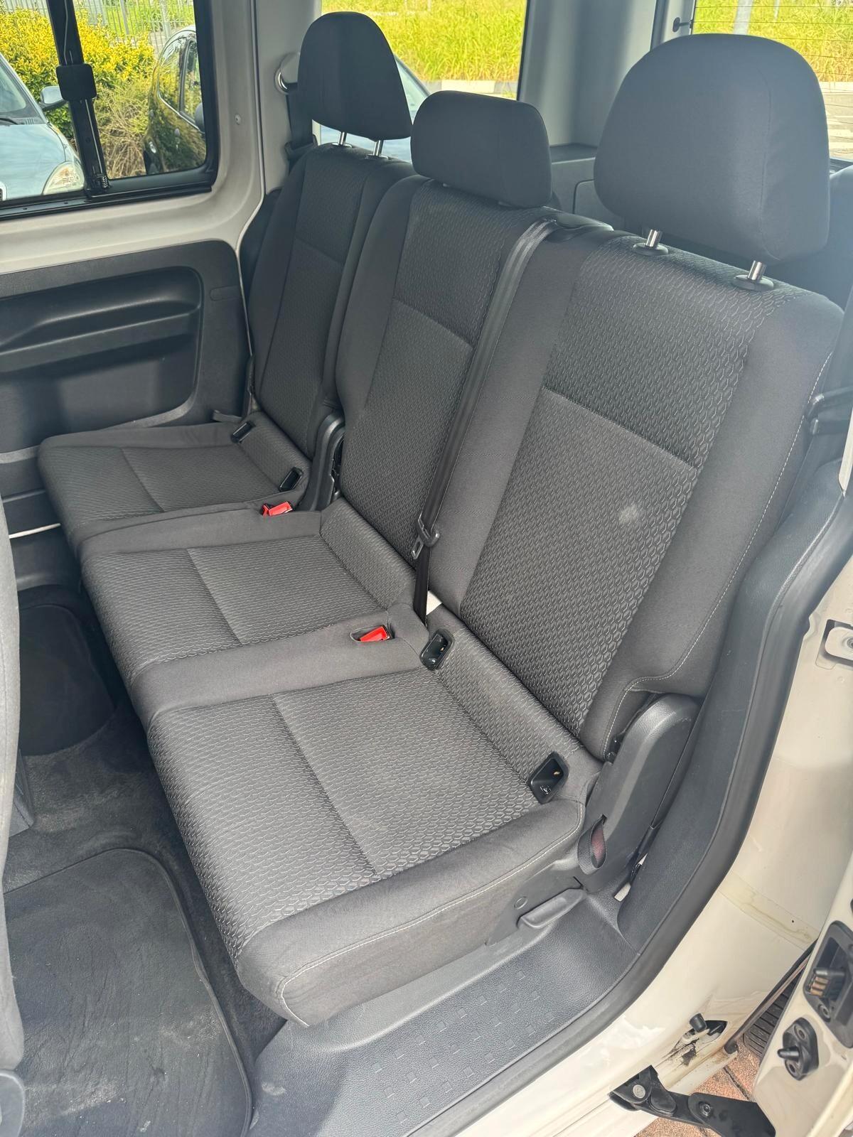 Volkswagen Caddy 2.0 TDI 102 CV DSG Highline