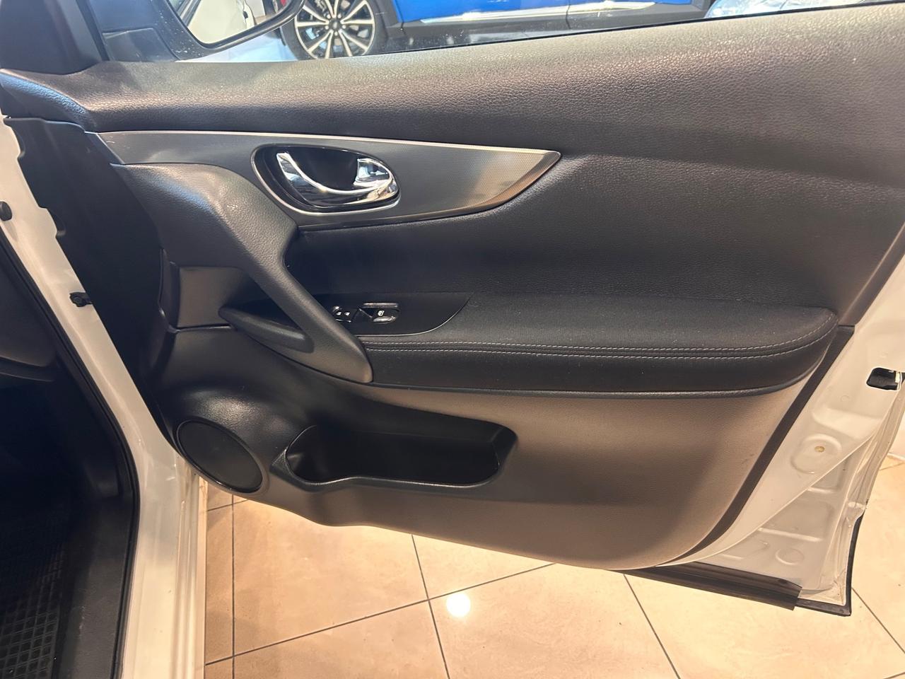 Nissan Qashqai 1.5 dCi N-Connecta