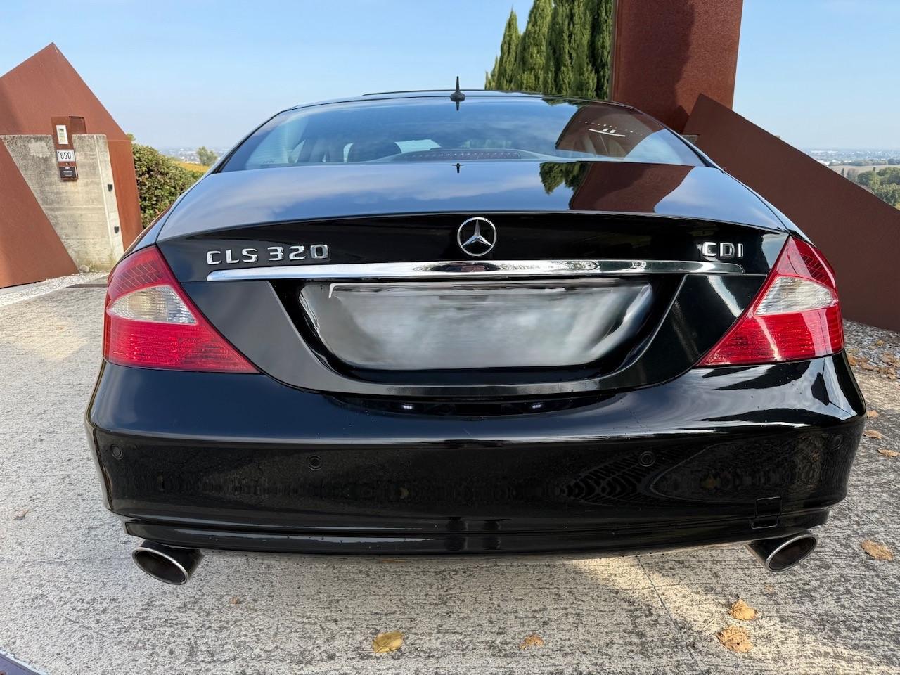 Mercedes-benz CLS 320 CDI 150000 Km!!!!