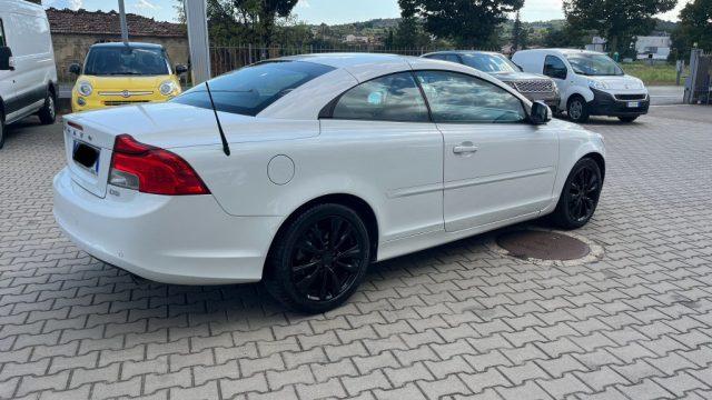VOLVO C70 D3 Momentum ** SOLO 132.000 KM **
