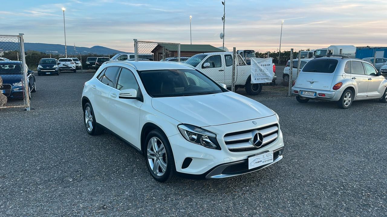 Mercedes-benz GLA 200 d Automatic Premium
