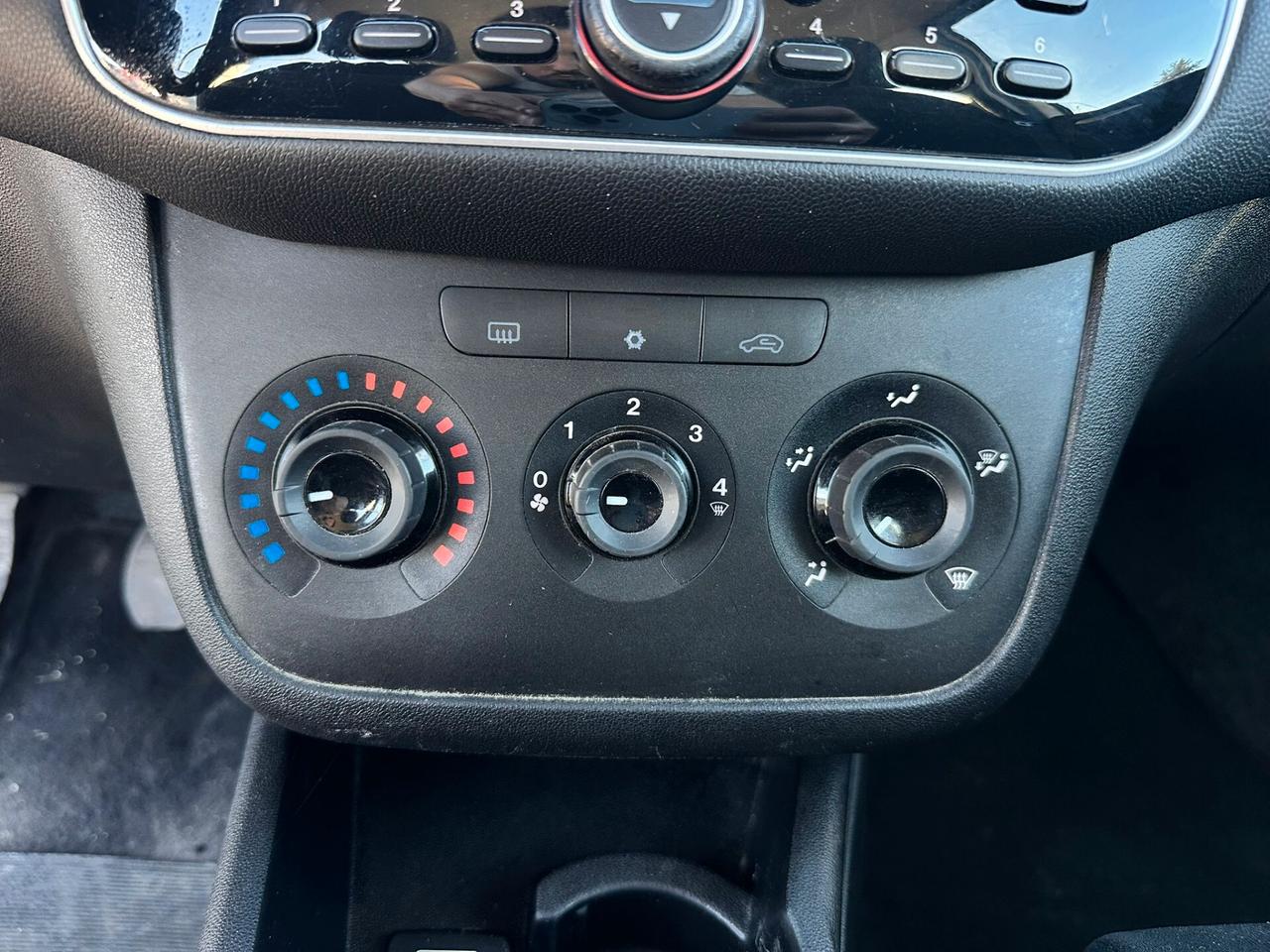 Fiat Punto 1.4 8V 5 porte Natural Power Lounge