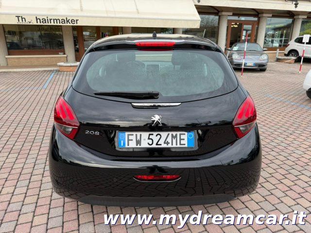 PEUGEOT 208 1° serie PureTech 82 5 porte Allure