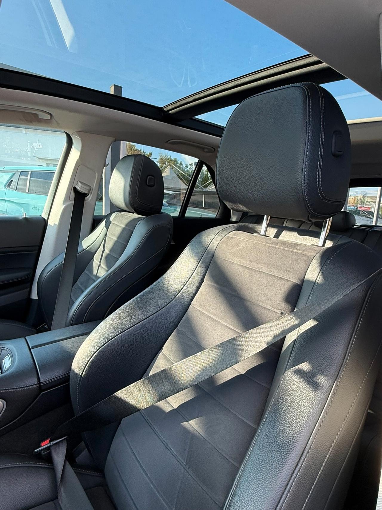 Mercedes GLE 300 d 4Matic Executive 06/2020