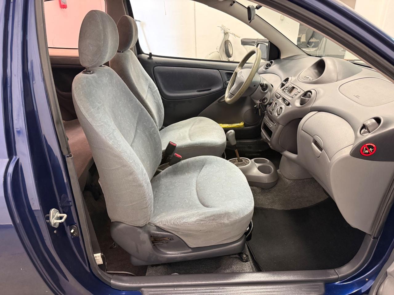 Toyota Yaris 1.0i 16V cat 3 porte