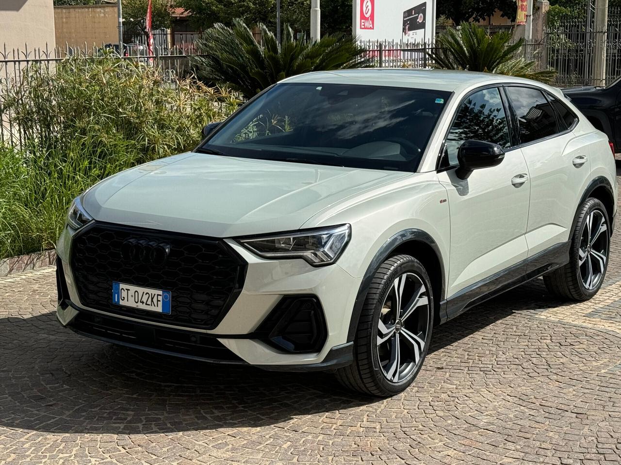 AUDI Q3 SPB 35TDI S TRONIC IDENTITY BLACK S line 2.0 TDI 110KW 2024