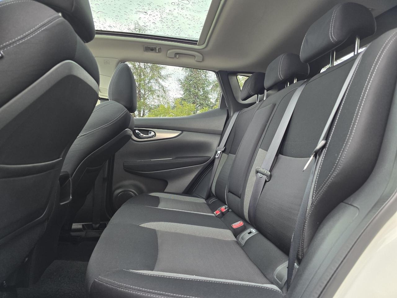 Nissan Qashqai 1.5 dCi N-Connecta|TETTO PANO