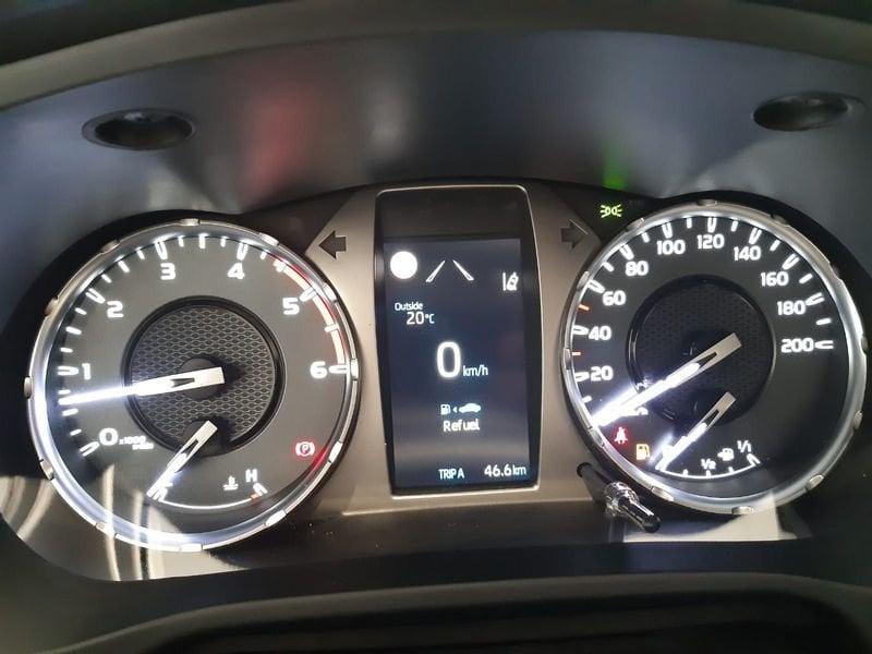 Toyota Hilux 2.8 D-4D 4WD 4 porte Double Cab Comfort