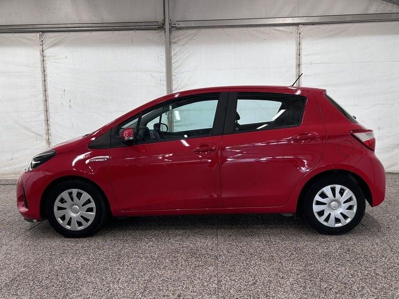 Toyota Yaris 1.5 Hybrid 5 porte Cool NEOPATENTATI