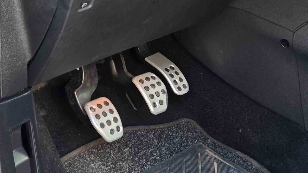 Peugeot 208 BlueHDi 100 5 porte GT Line