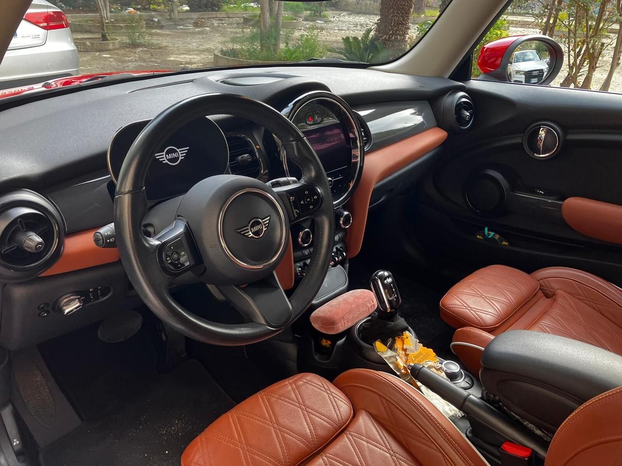 Mini 1.5 Cooper Resolute edition uff ITA