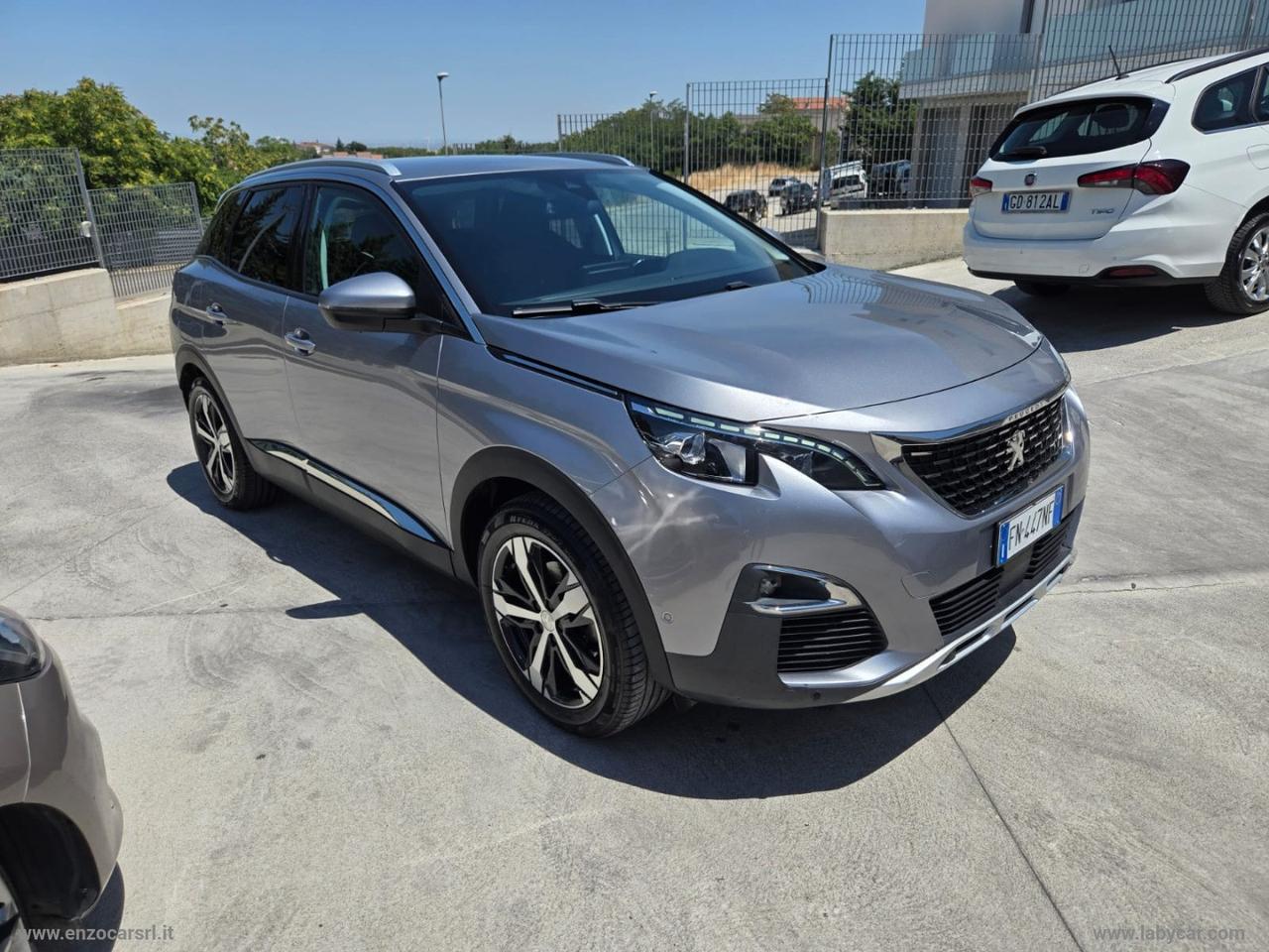PEUGEOT 3008 BlueHDi 120 S&S Allure FULL LED