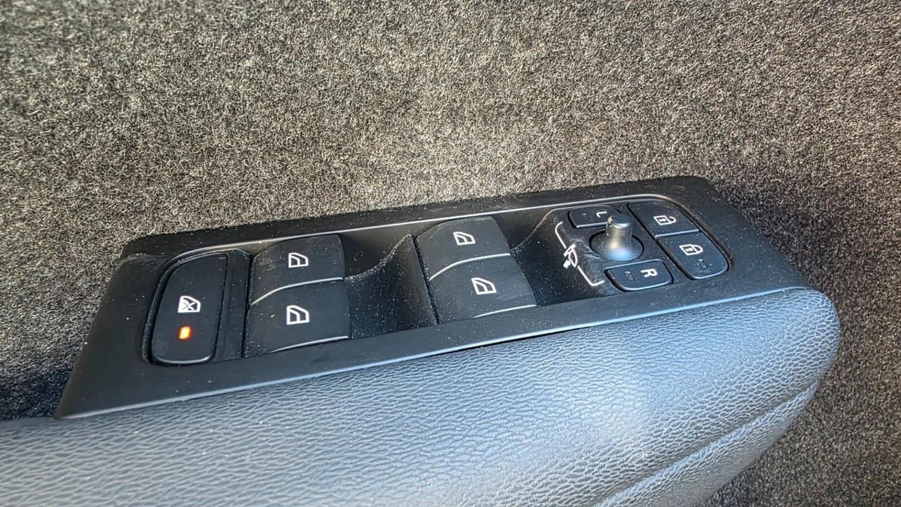 Volvo XC40 T5 Recharge Plug-in Hybrid Inscription Expression