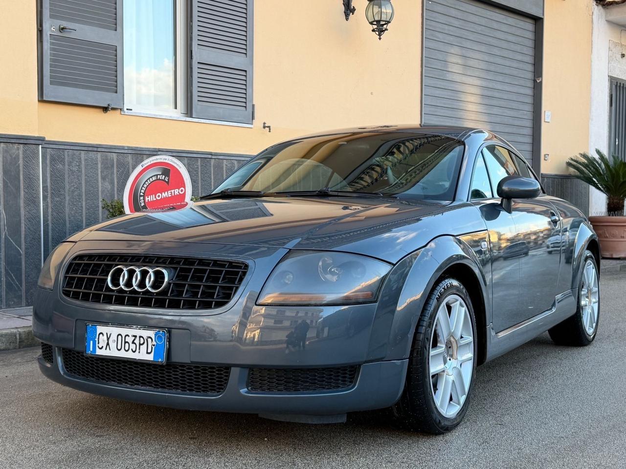 Audi tt 1,8 turbo benzina 179 cv full optional