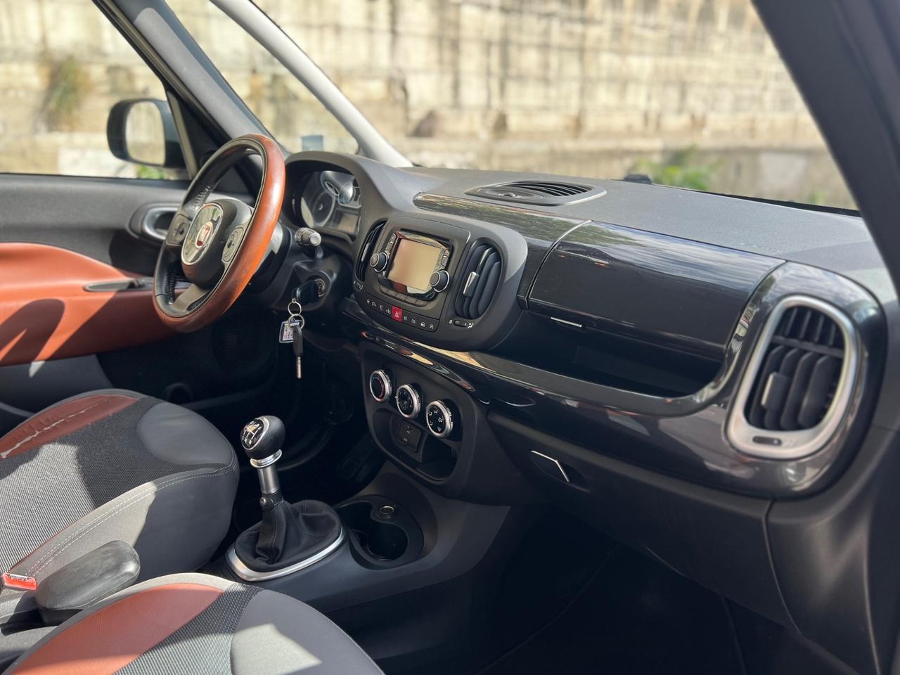 Fiat 500L 1.6 Multijet 120 CV Trekking Carozz da rivedere