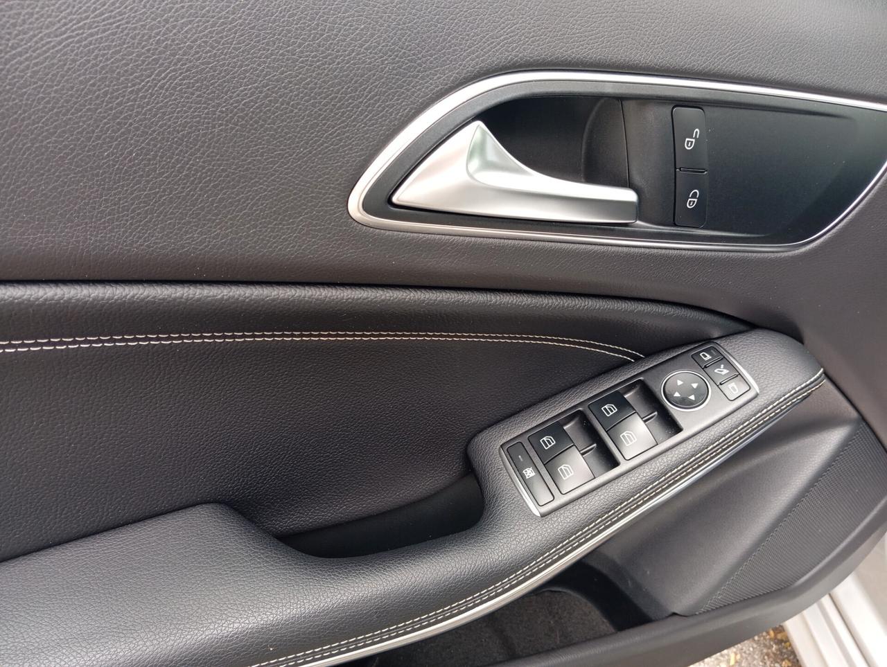 Mercedes-benz A 180 d A180 Automatic Sport Permute