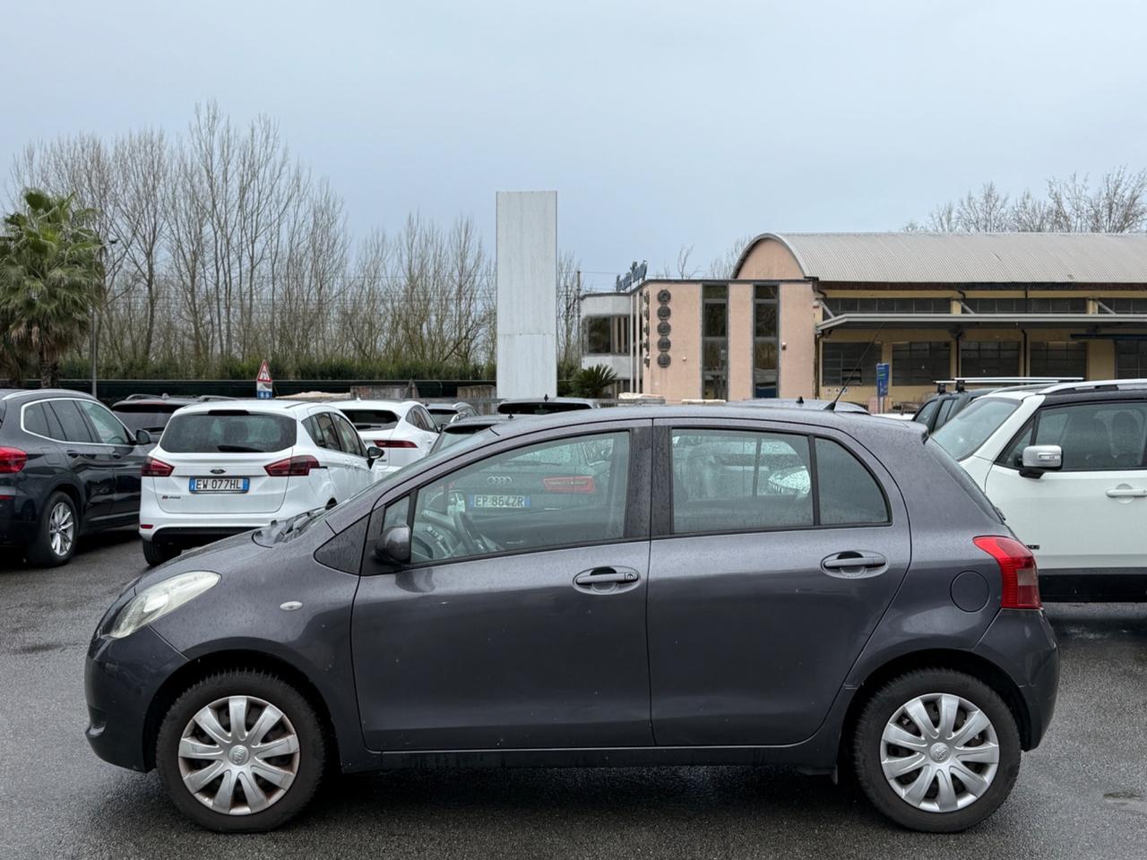 Toyota Yaris 1.3 5 porte Sol