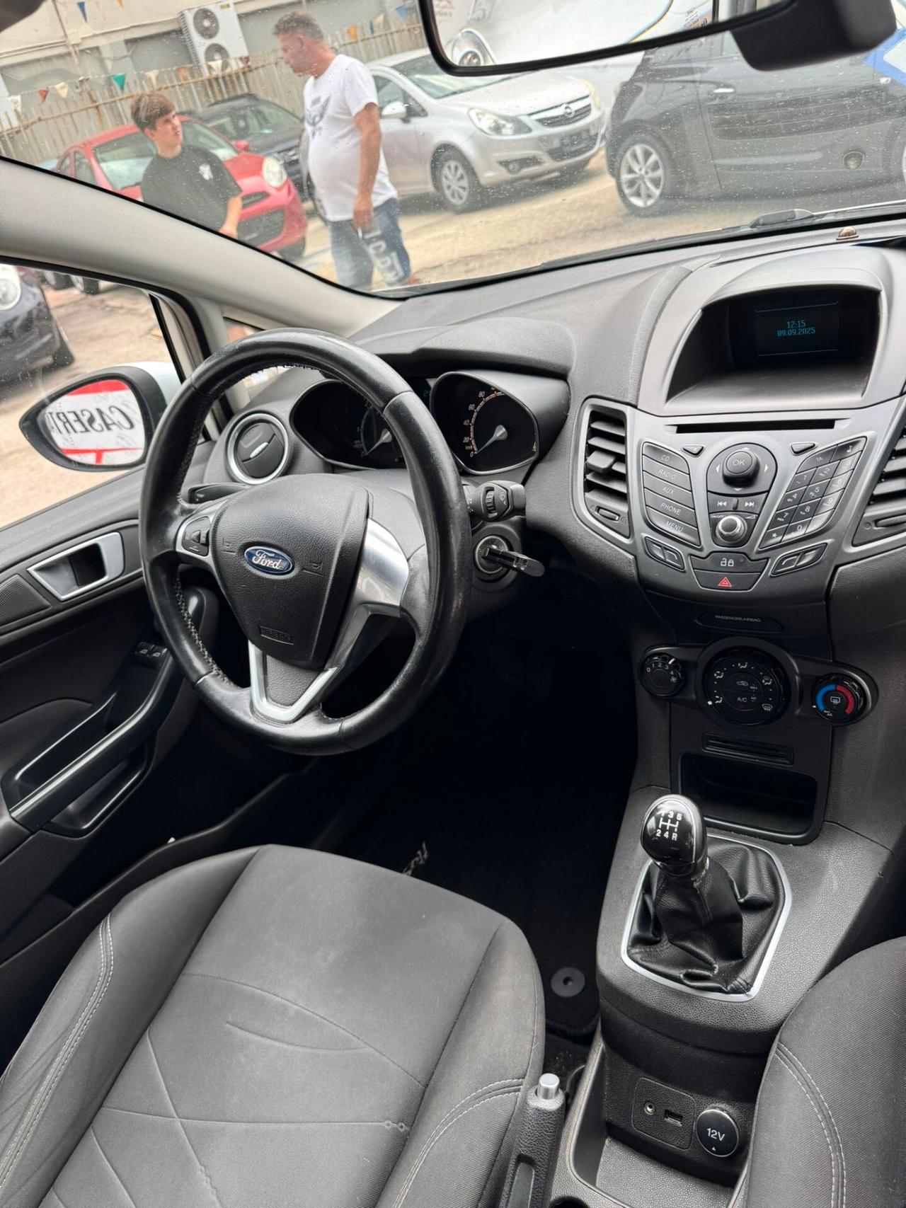 Ford Fiesta 1.5 TDCi 75CV 5 porte Titanium
