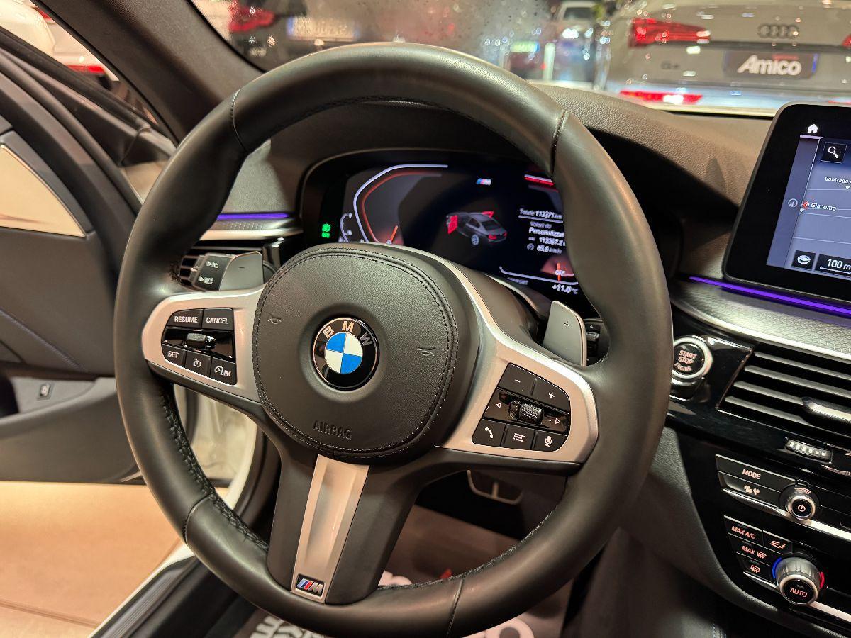 BMW Serie 5 520d xDrive Berlina Msport