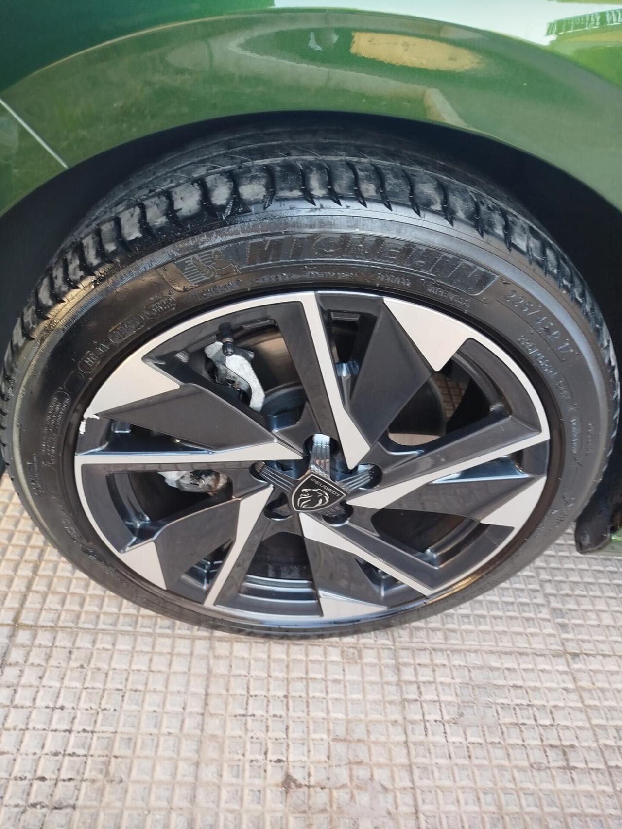 Peugeot 308 BlueHDi 130 S&S EAT8 Allure Pack