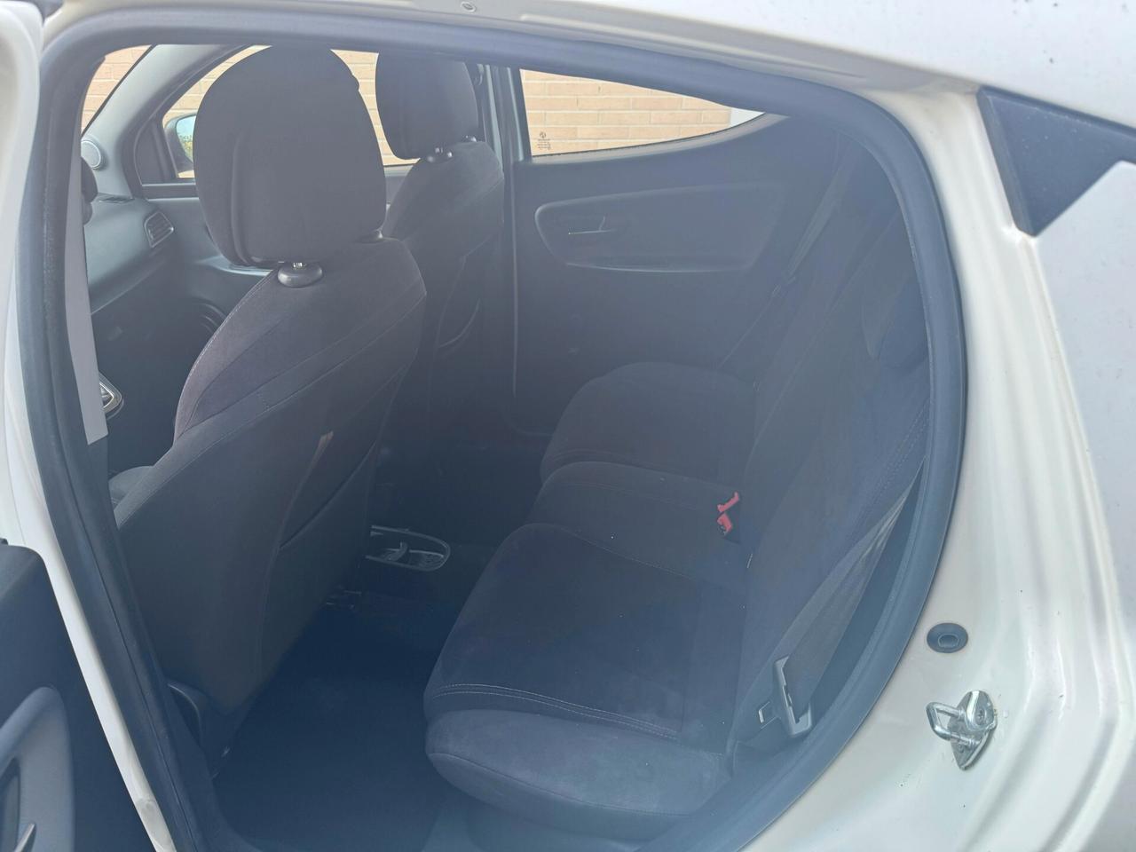 Lancia Ypsilon 1.3 MJT 16V 95 CV 5 porte S&S Gold