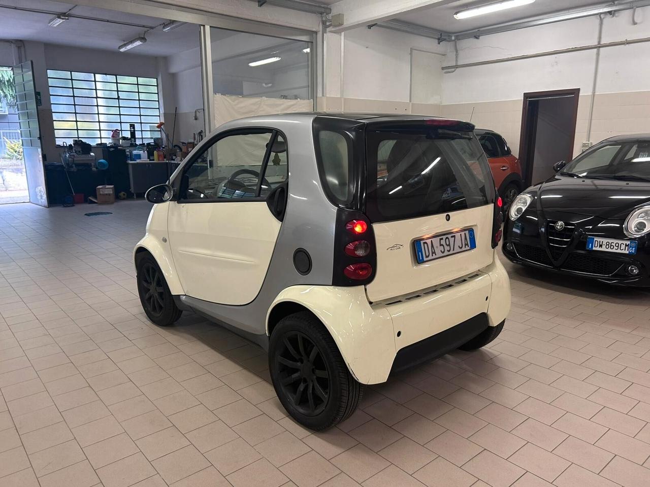 Smart ForTwo 700 coupé passion (45 kW)