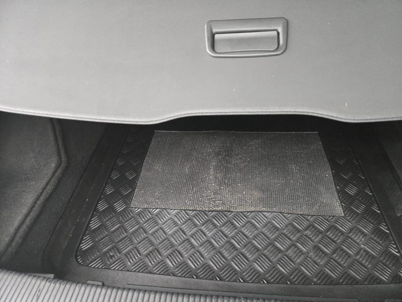 Audi Q3 2.0 TDI 120 CV S tronic Young