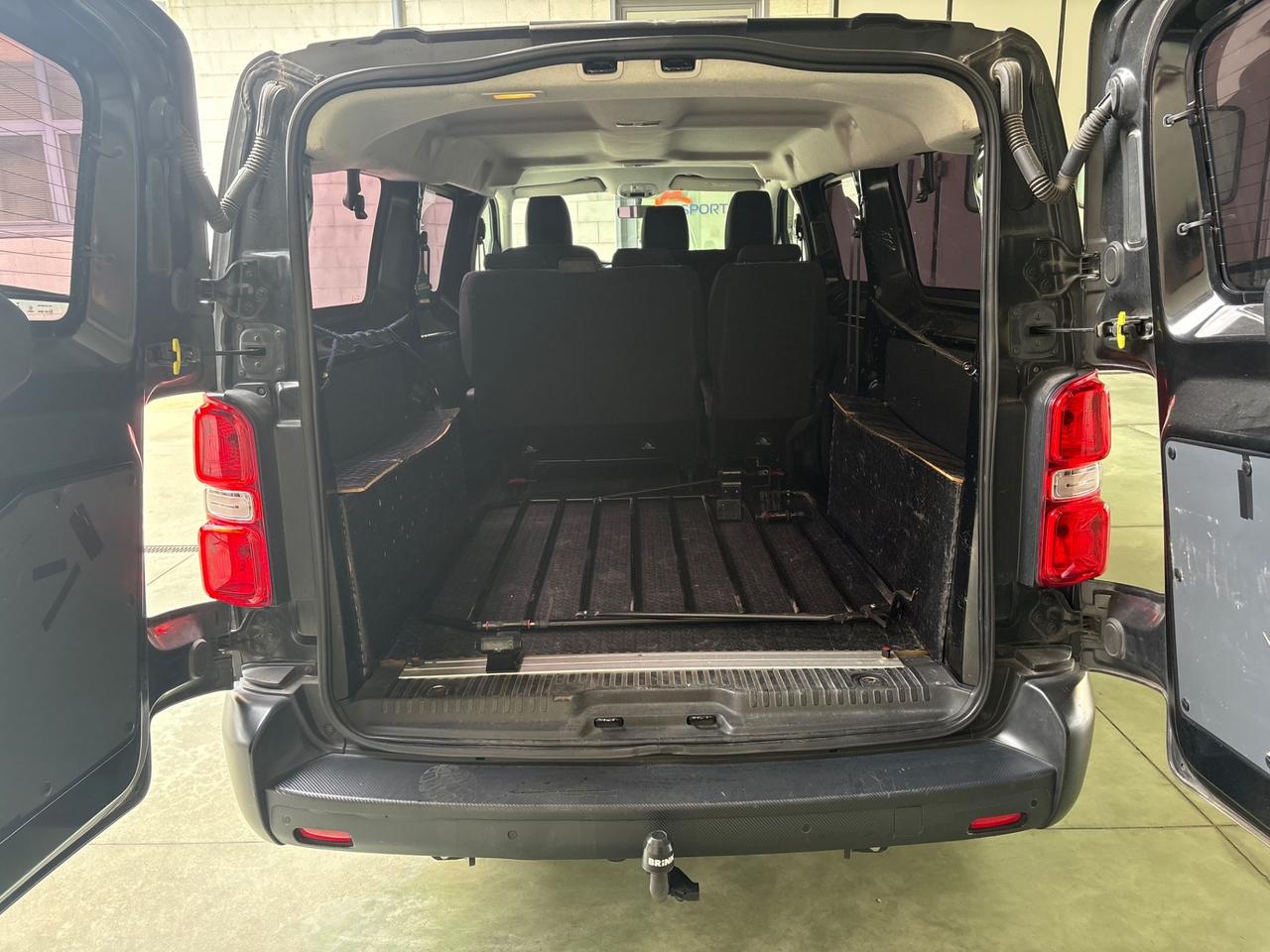 Peugeot Traveller Expert BlueHDi 115 S&S Long Active