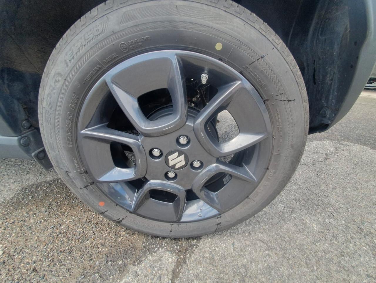 Suzuki Ignis 1.2 Hybrid 4WD All Grip Top