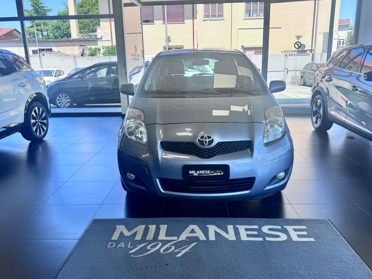 Toyota Yaris 1.0 5 porte Now