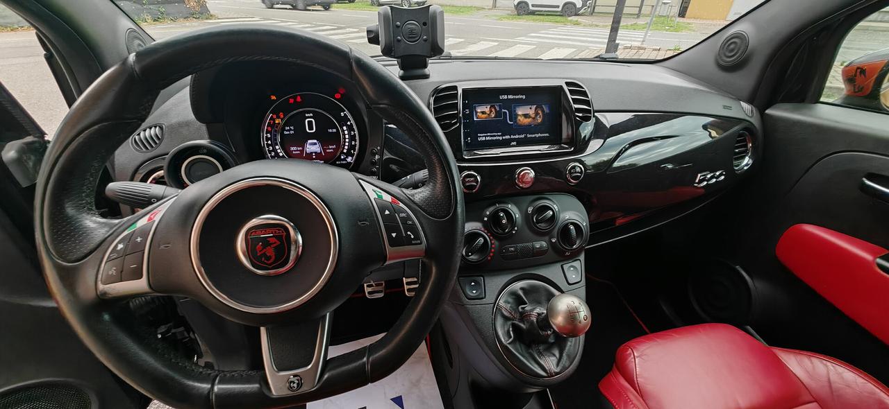 Abarth 500 1.4 Turbo T-Jet Custom LPG
