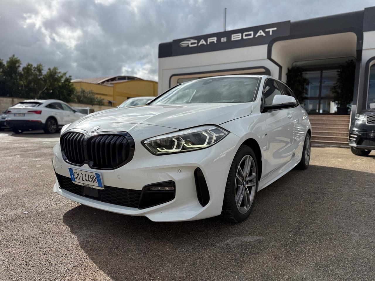 Bmw 118 118d 5p. Msport