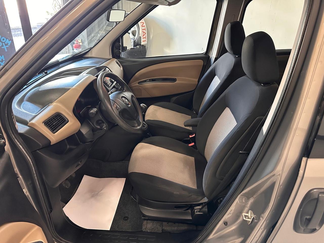 OPEL COMBO TOUR 7 POSTI 1.6 DIESEL