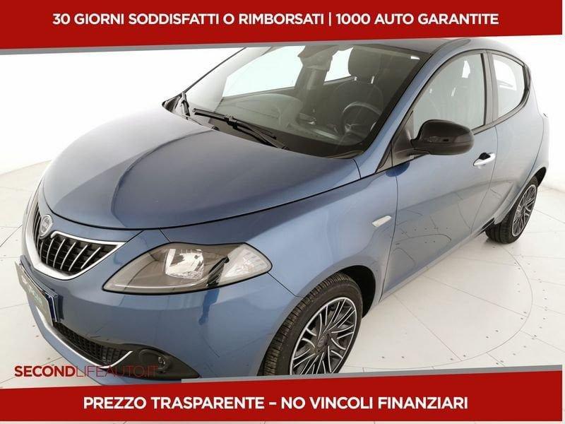 Lancia Ypsilon 1.0 firefly hybrid Silver s&s 70cv 5p.ti