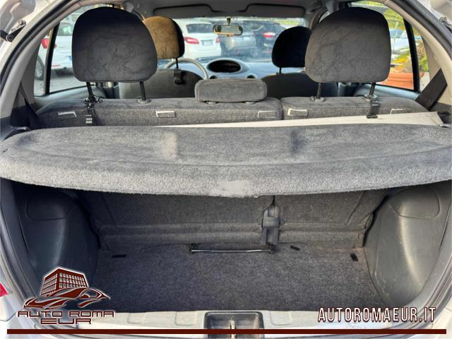 TOYOTA Yaris 1.0i 16V cat 5 porte Sol GOMMATA! NEOPATENTATI!