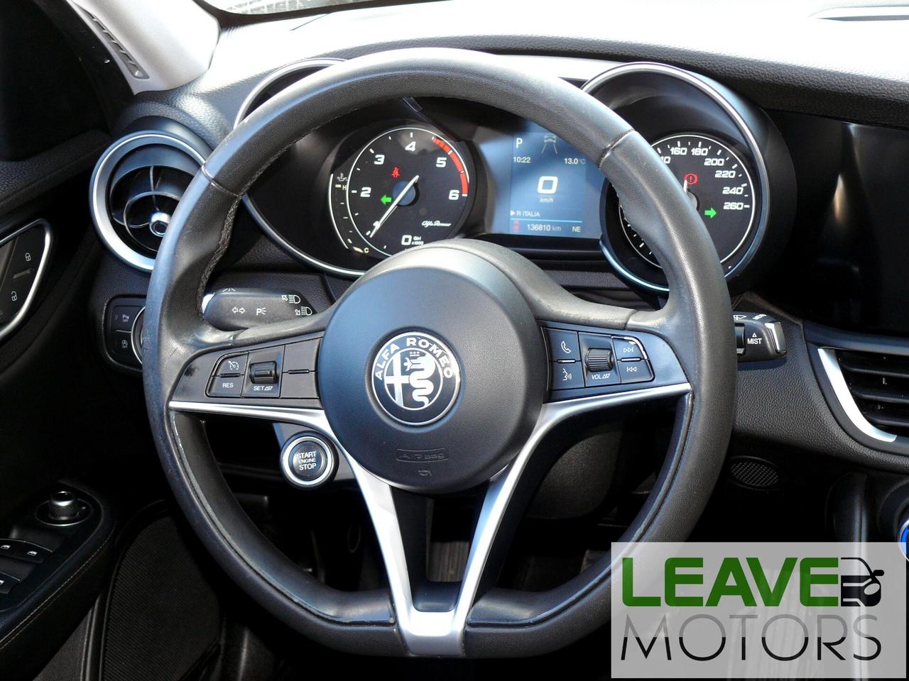 Alfa Romeo Giulia 180 CV AT8 Sport (M1487)