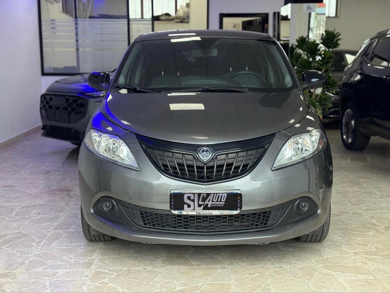 Lancia Ypsilon 1.0 FireFly 5 porte S&S Hybrid Alberta Ferretti