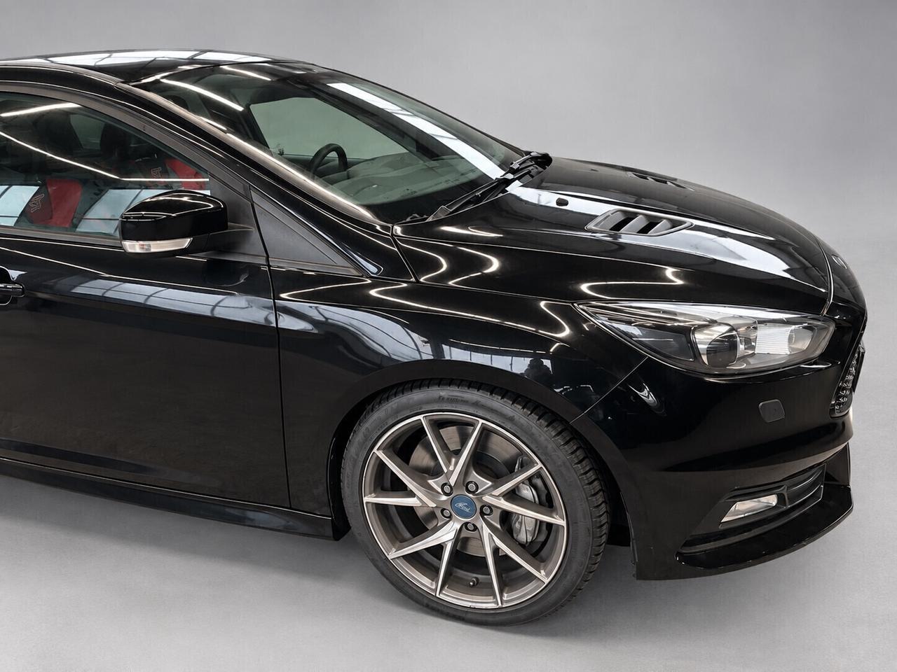Ford Focus 2.0 ST STAGE 3