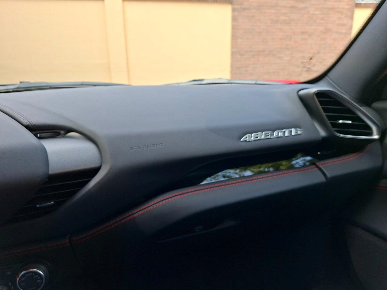 Ferrari 488 Coupe 3.9 GTB dct