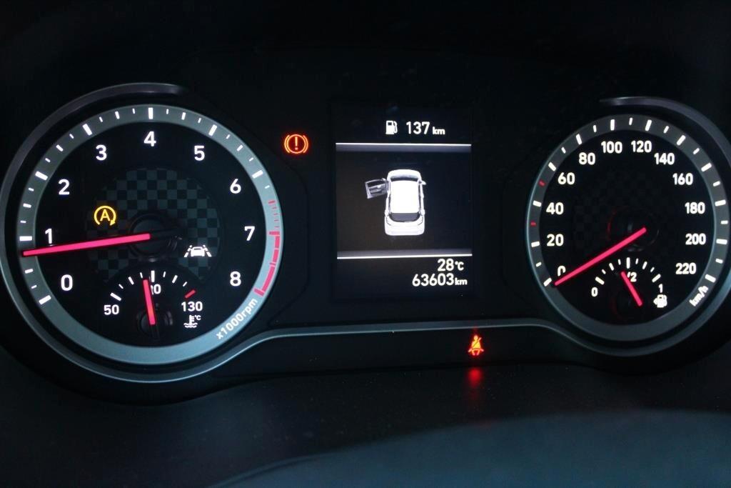 HYUNDAI i10 1.0 MPI *Carplay