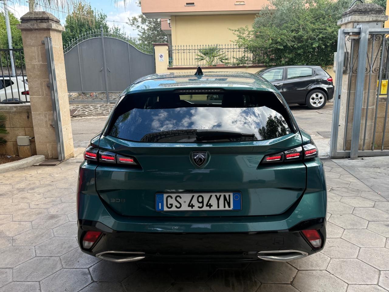 Peugeot 308 BlueHDi 130 S&S EAT8 SW Allure