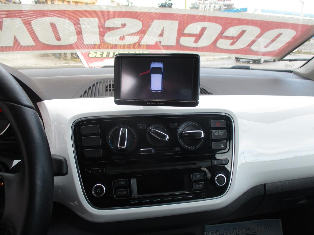 Volkswagen up! 1.0 75 CV MOLTO BELLA