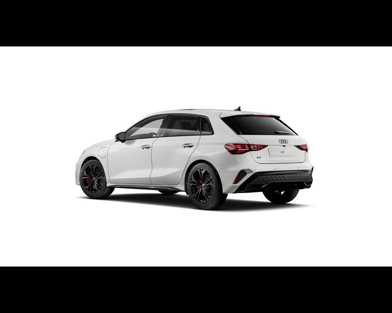 AUDI A3 SPORTBACK 45 TFSIe S-TRONIC S LINE EDITION