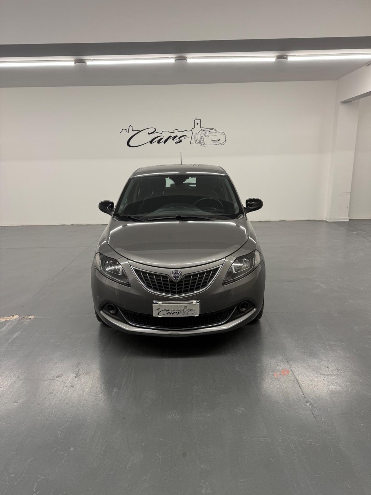 Lancia Ypsilon 1.0 FireFly 5 porte S&S Hybrid Ecochic A. Ferretti