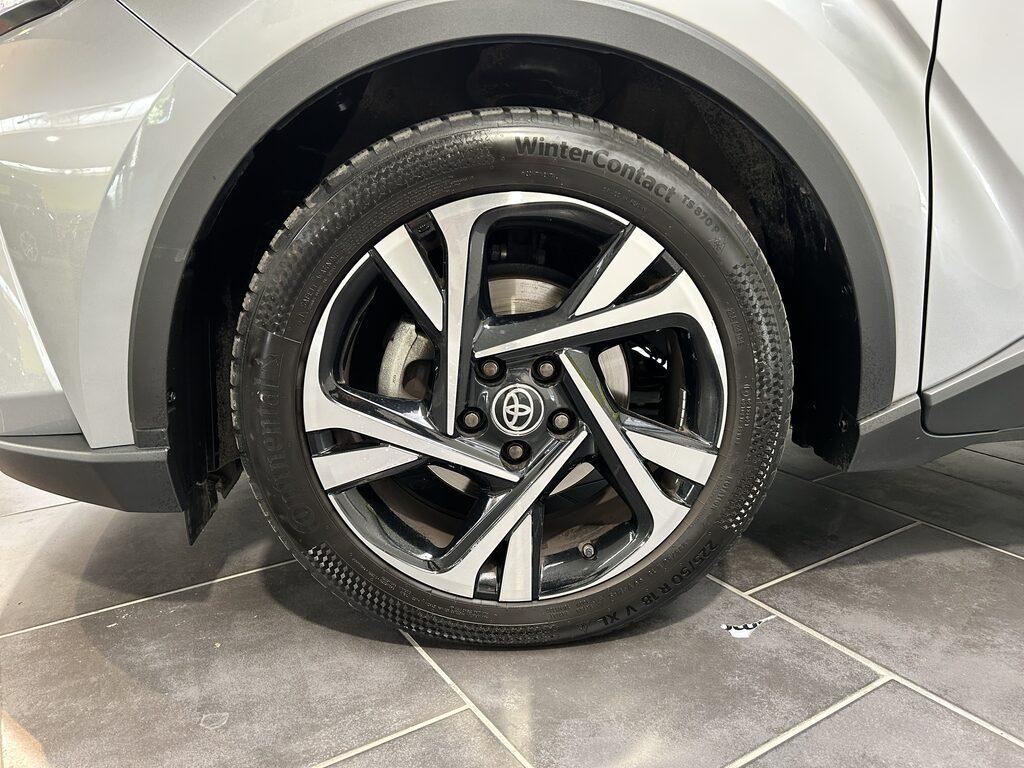 Toyota C-HR 2.0 Hybrid More Business E-CVT