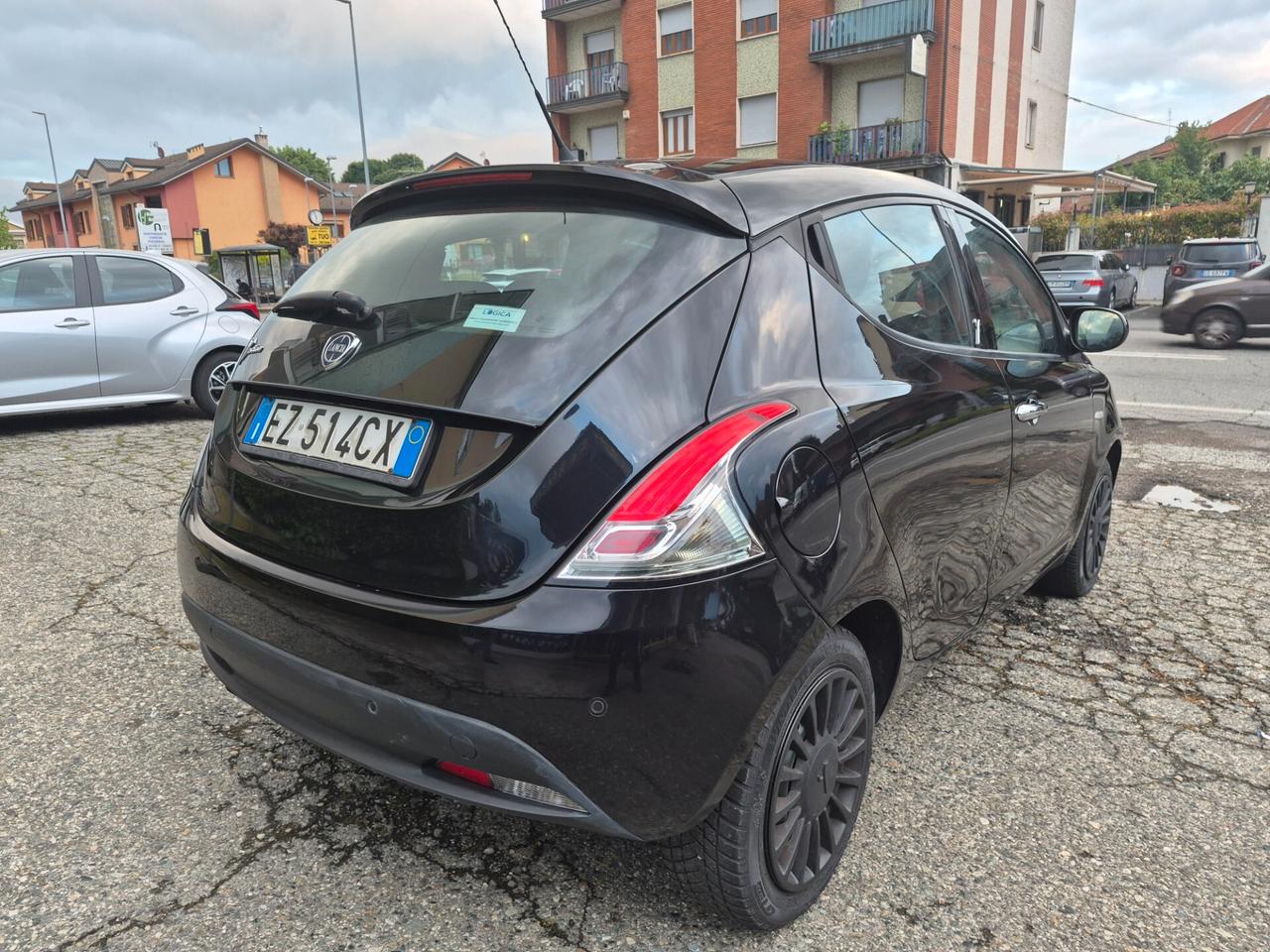 Lancia Ypsilon 1.2 69 CV 5 porte Gold