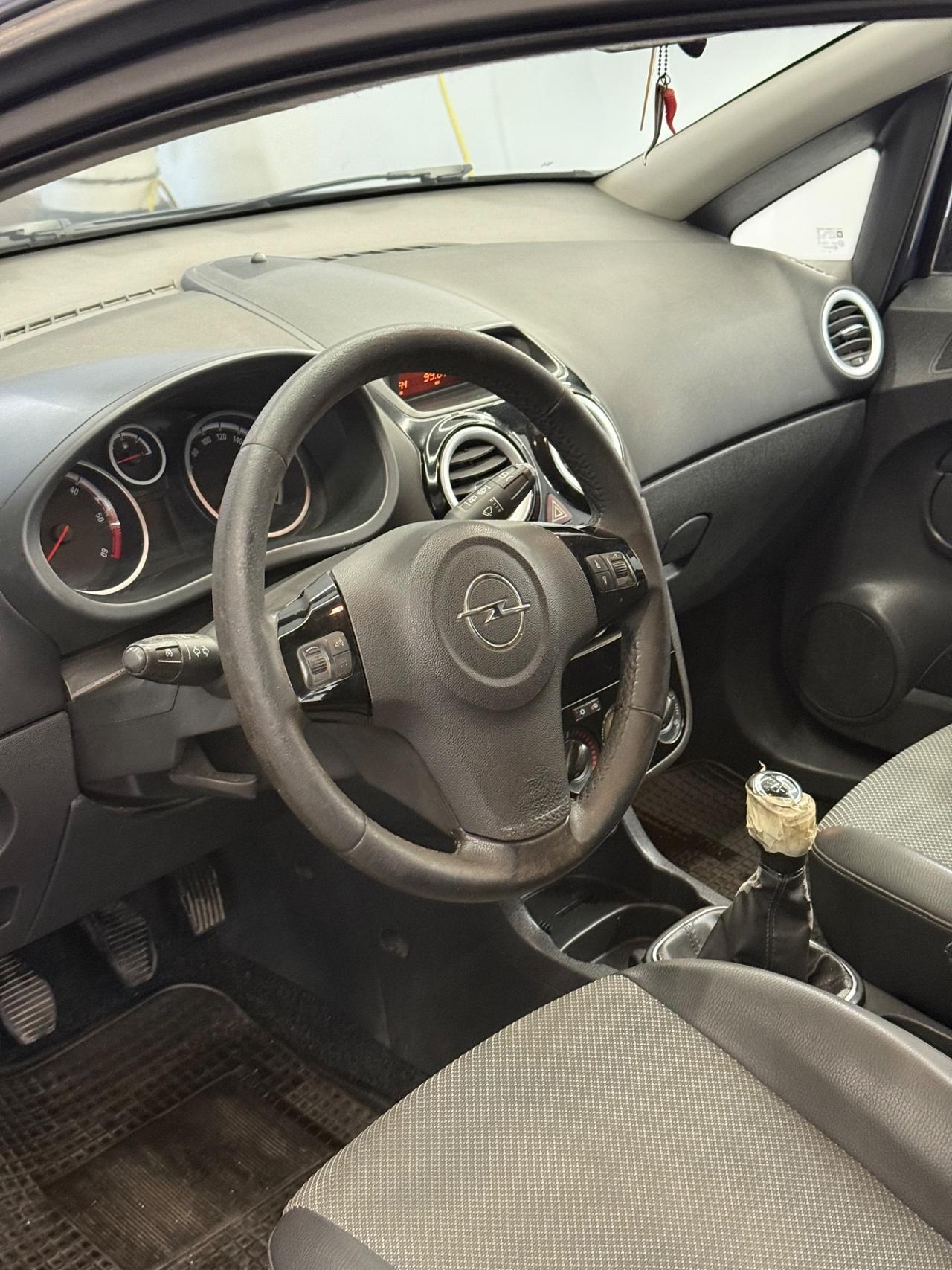 Opel Corsa 1.3 CDTI 90CV 5 porte Cosmo