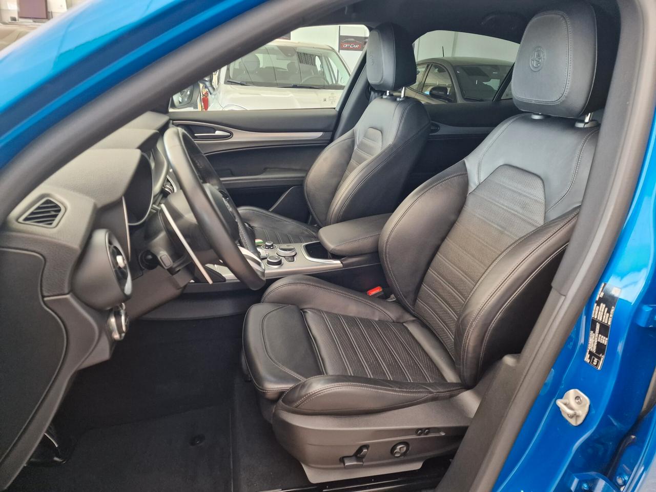 Alfa Stelvio 210 CV Veloce